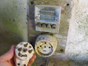 Rear electric socket