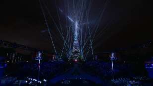 Eiffel Tower light show