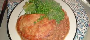 Fray Bentos, brocolli, and peas