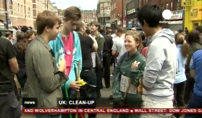 Cleaning up London, picture from EuroNews broadcast