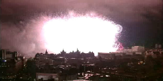 London fireworks - the crowd pleaser