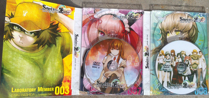 Steins;Gate DVD box set - inside