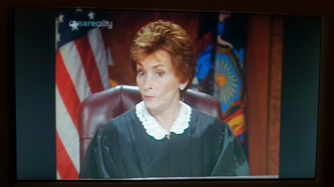 The iconic Judge judy on the Uniroi UR071 display (from CBS Reality, UK satellite TV)