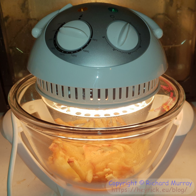 Halogen cooker.