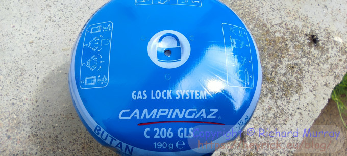 Gas cartridge safety seal
