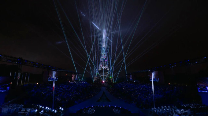 Eiffel Tower light show