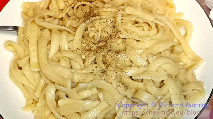 A plate of linguine.