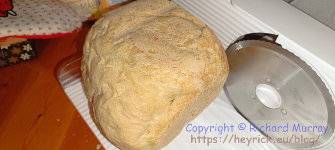 The bread is too big for my slicer.