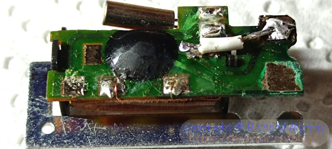 A half-arsed patch job on a clock circuit.
