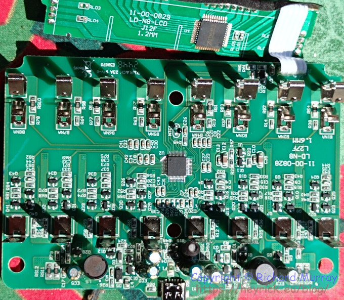 Lidl battery charger inside