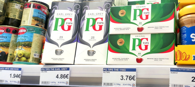 A photo of PG Tips at the Leclerc.