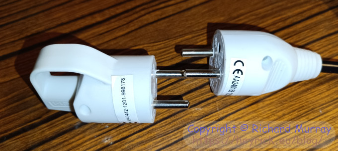 Two sorts of plug, one with finger loop, one without.