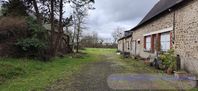 Looking up the front, Note 15 version.